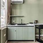 Amel's By Pikhost Tirana