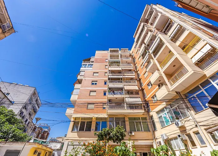 Lägenhet Amel's By Pikhost *